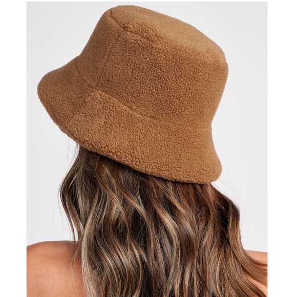 David and Young Accessories - David and Young Teddy Bucket Hat Camel Dark Beige NWOT